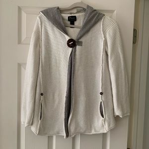 Woman’s hooded cardigan Pure Handknit